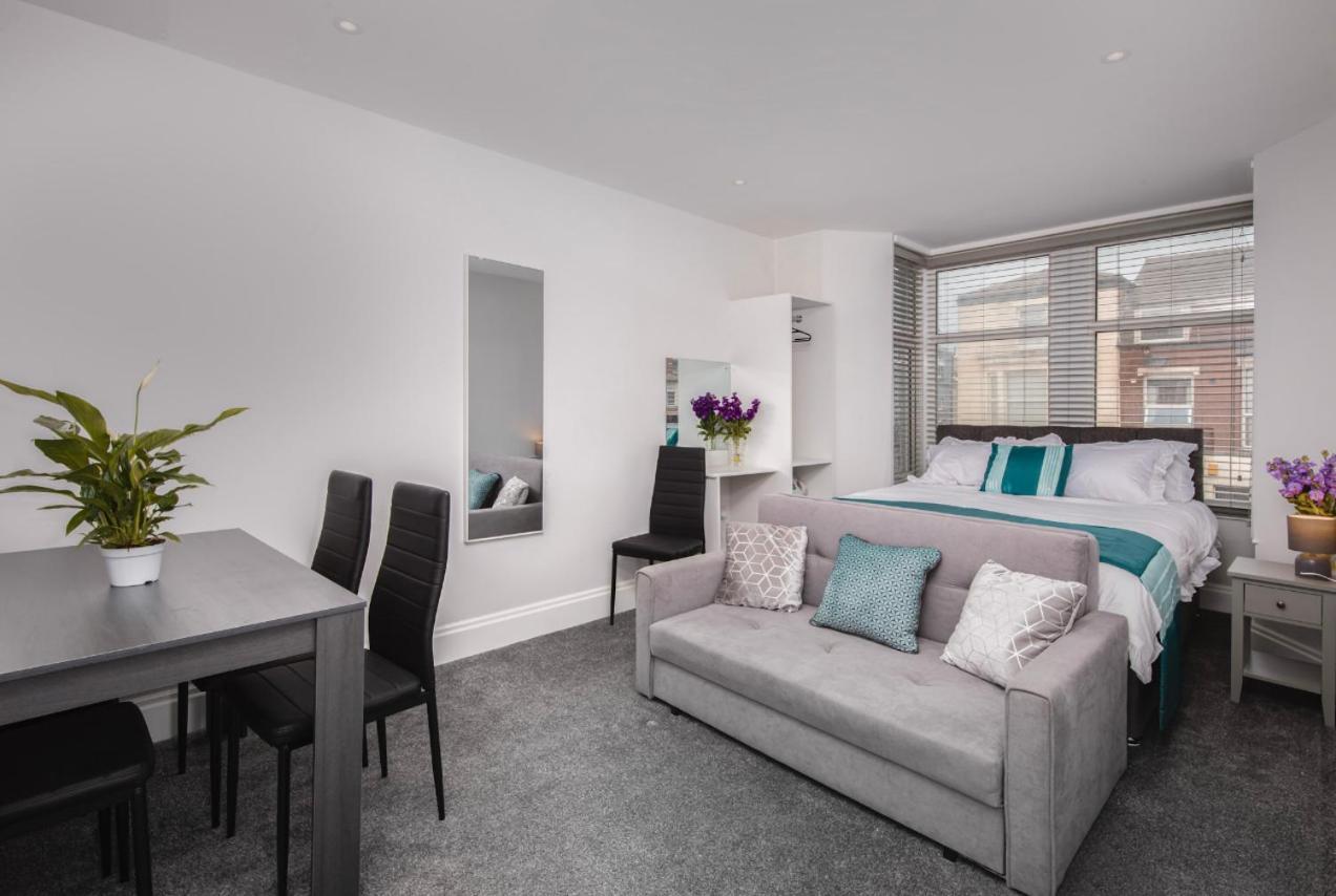 Blackpool Abode - Polaris Apartments Экстерьер фото